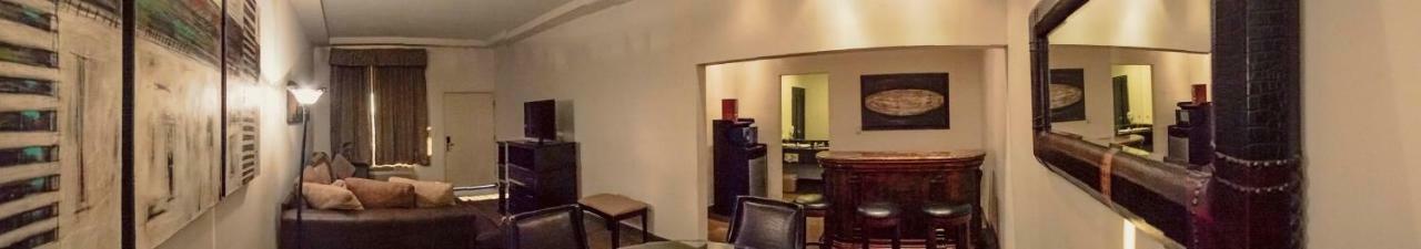 Barrokas Hotel & Suites Piedras Negras Exterior photo